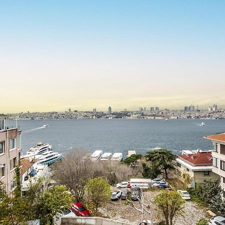 Flat With Sea View Near Uskudar Ferry Station Lägenhet Istanbul Exteriör bild