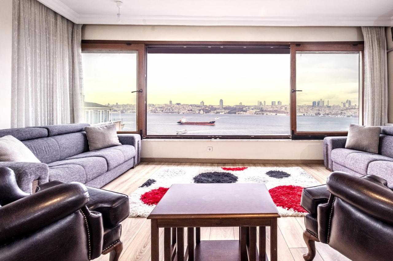 Flat With Sea View Near Uskudar Ferry Station Lägenhet Istanbul Exteriör bild